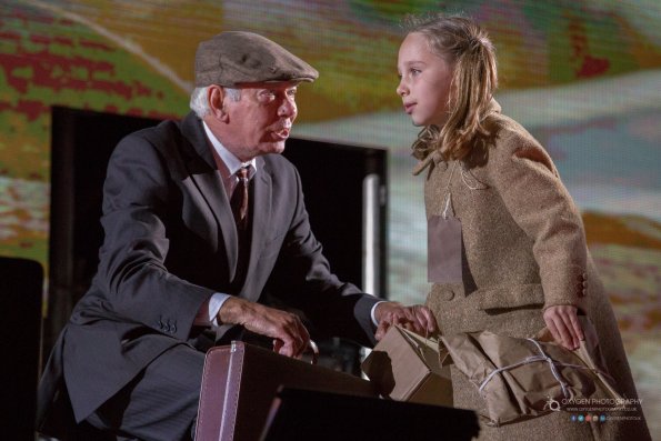 A child evacuee being chosen during the show